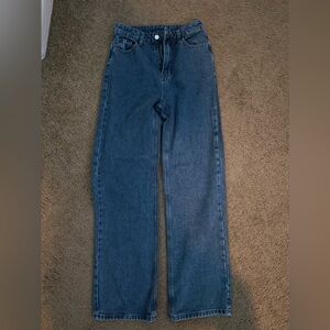 baggy jeans